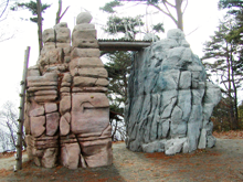 リアルな擬岩石